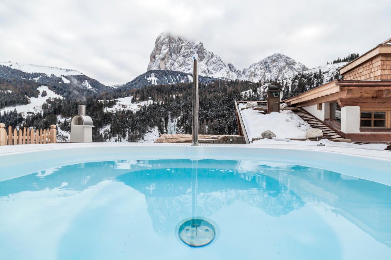 Dorfhotel Beludei Santa Cristina Val Gardena エクステリア 写真