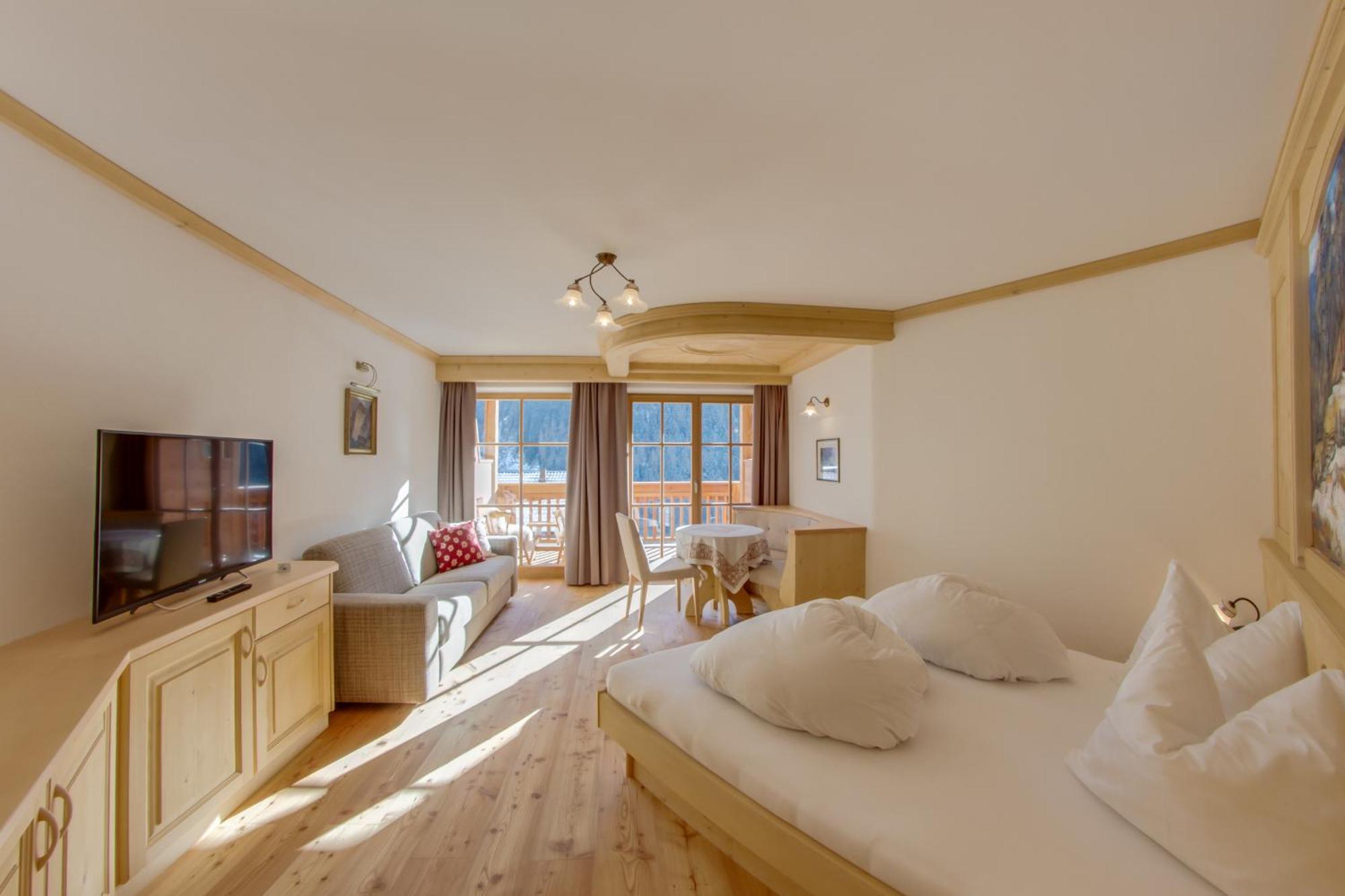 Dorfhotel Beludei Santa Cristina Val Gardena 部屋 写真